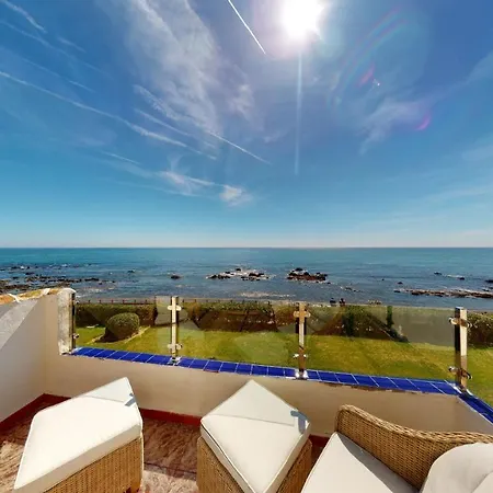Rocas Del Mar Iii - Front Line Beach Holiday home *